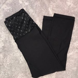 Lululemon high waisted cropped leggings